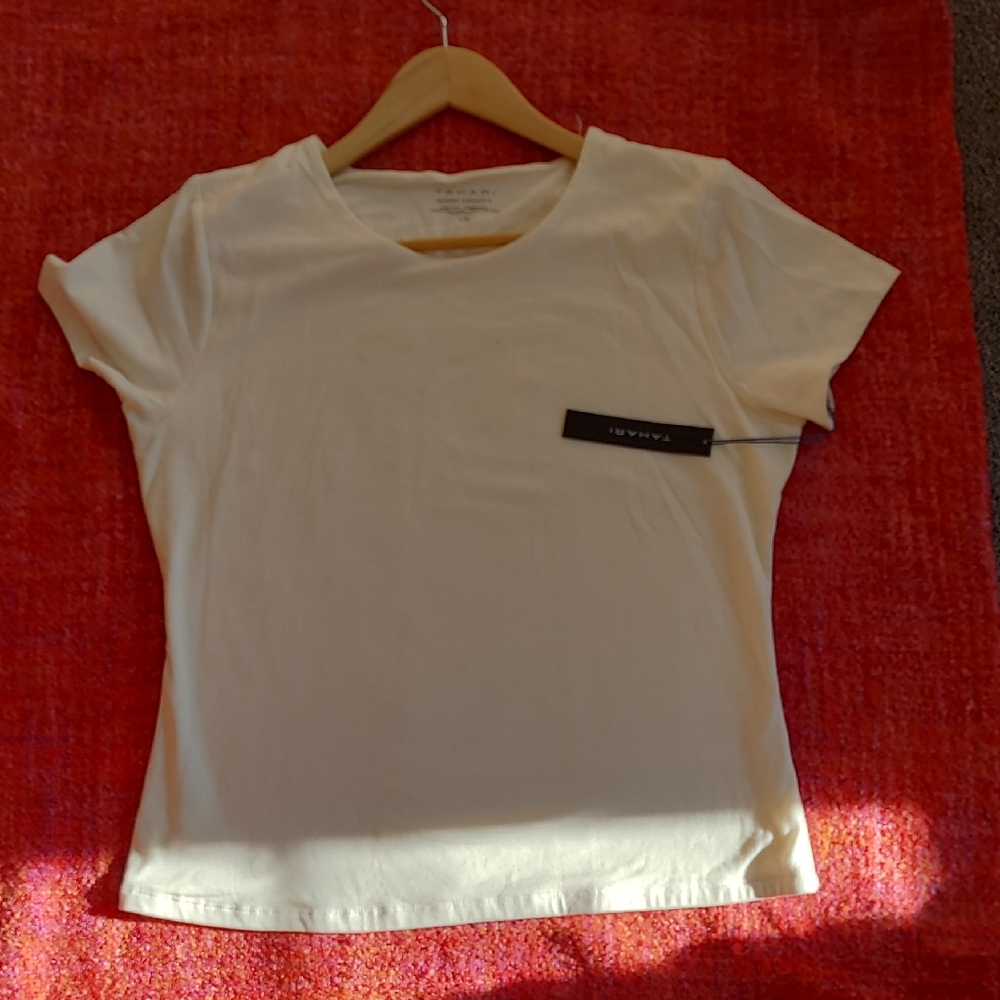 NWT...Tahari Short Sleeve Off White Tee. Modern Essentials.  So Soft.  Size L